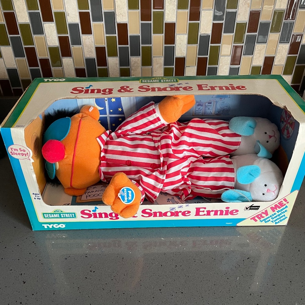 Vintage 1996 Sesame Street Sing & Snore Ernie